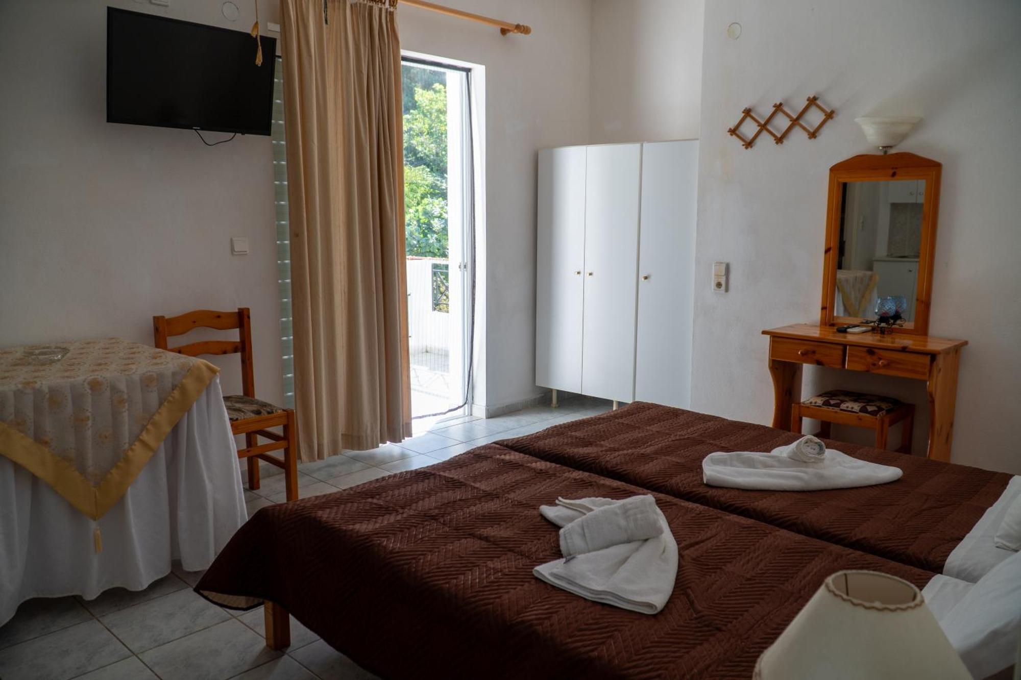 Pagona Hotel Loutra Edipsou  Exterior photo